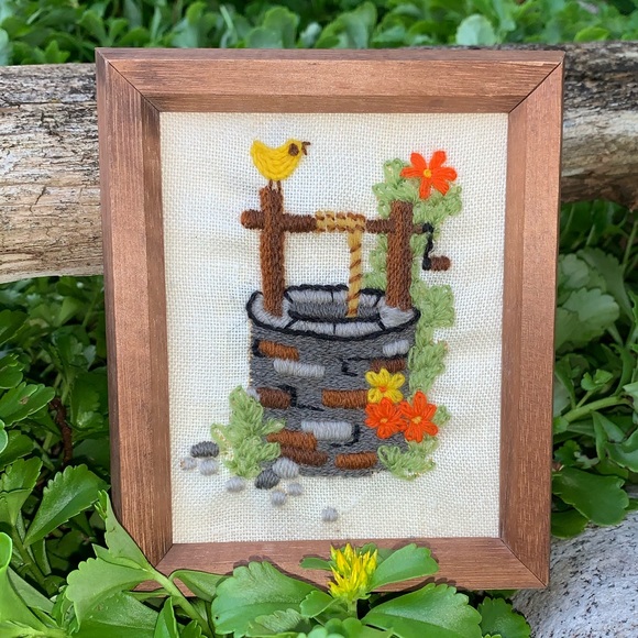 Vintage Other - Small Vintage Crewl